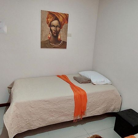 Aptos Casa Caribe, Habitaciones Privadas En Aptos Compartidos & Aptos Completos Con Auto Entrada Puerto Limon Dış mekan fotoğraf