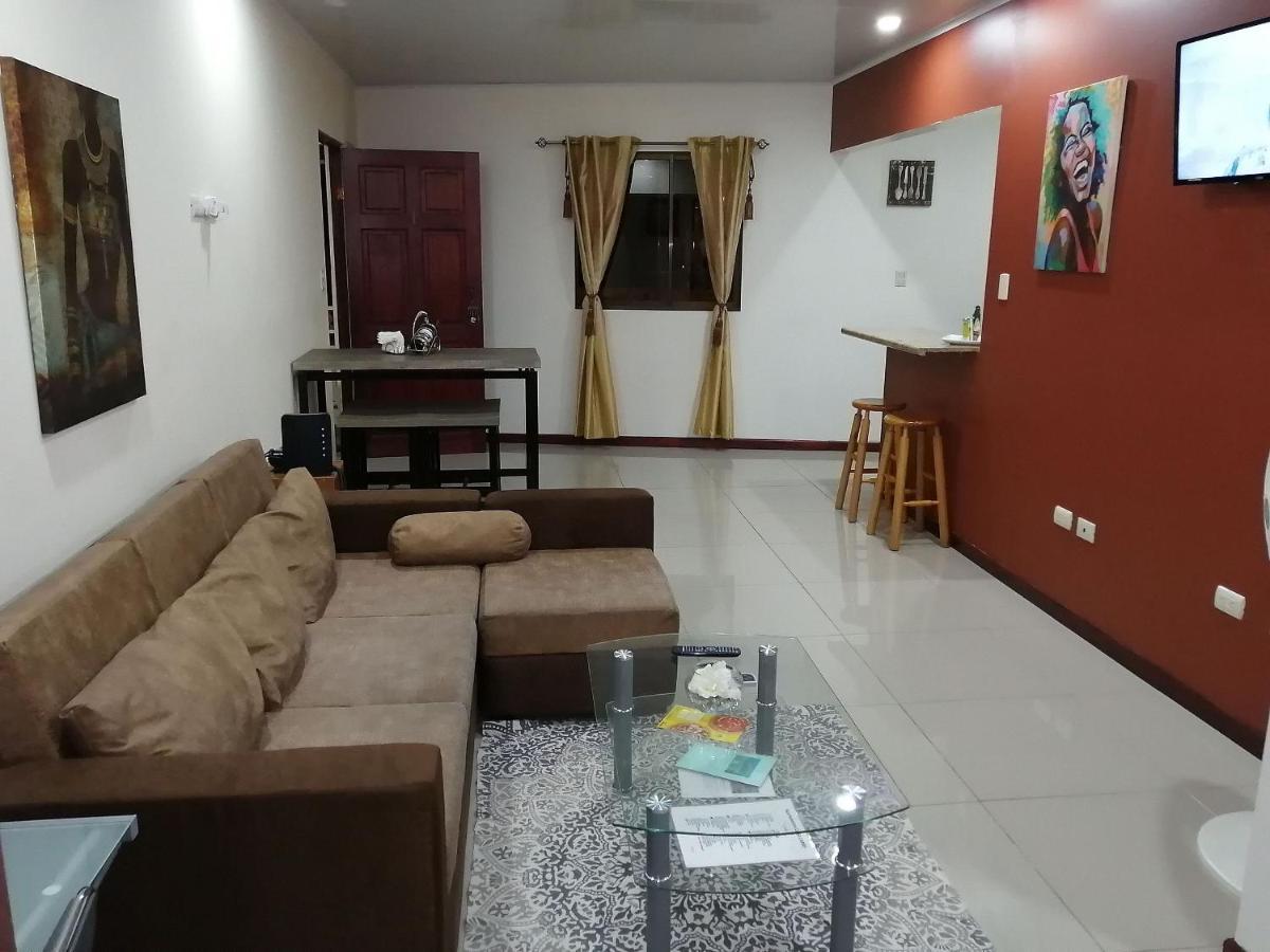 Aptos Casa Caribe, Habitaciones Privadas En Aptos Compartidos & Aptos Completos Con Auto Entrada Puerto Limon Dış mekan fotoğraf