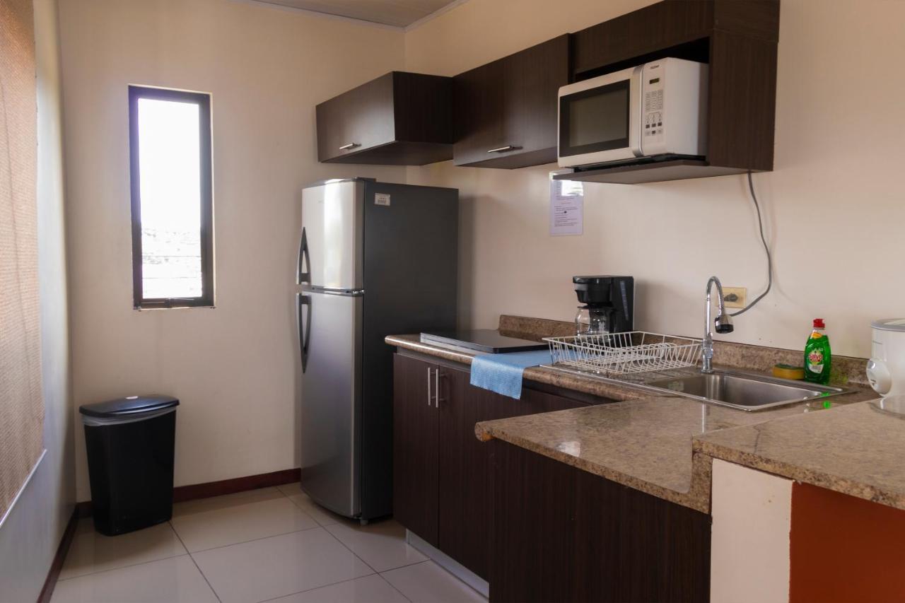 Aptos Casa Caribe, Habitaciones Privadas En Aptos Compartidos & Aptos Completos Con Auto Entrada Puerto Limon Dış mekan fotoğraf
